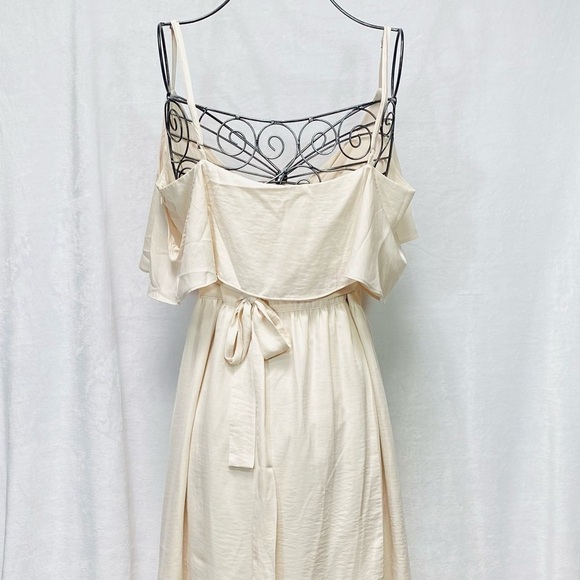 Dra Los Angeles off the shoulder cream dress - Picture 10 of 16